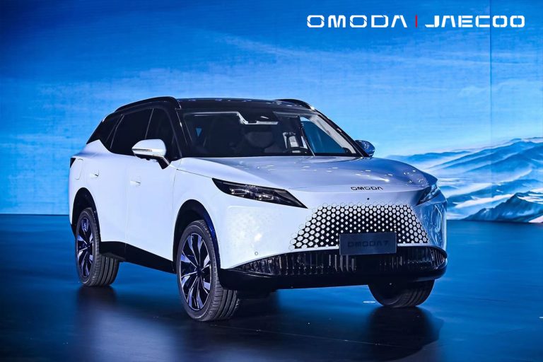 OMODA C7